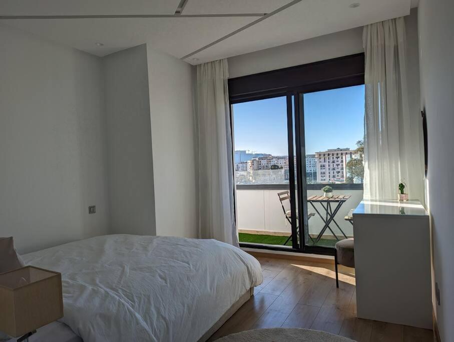 Superb & Sunny 2Br & 2Ba Apt. W/ Seaview, Malabata Tanger Exteriér fotografie