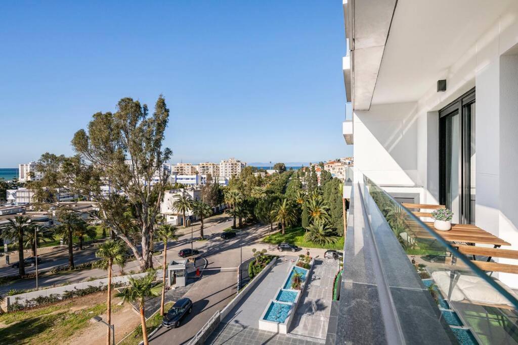 Superb & Sunny 2Br & 2Ba Apt. W/ Seaview, Malabata Tanger Exteriér fotografie